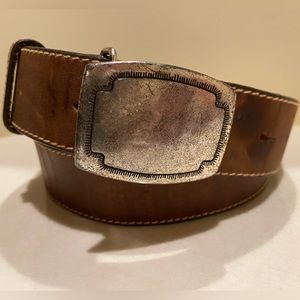 Sundance Catalog brown leather belt w pewter buckle size 32